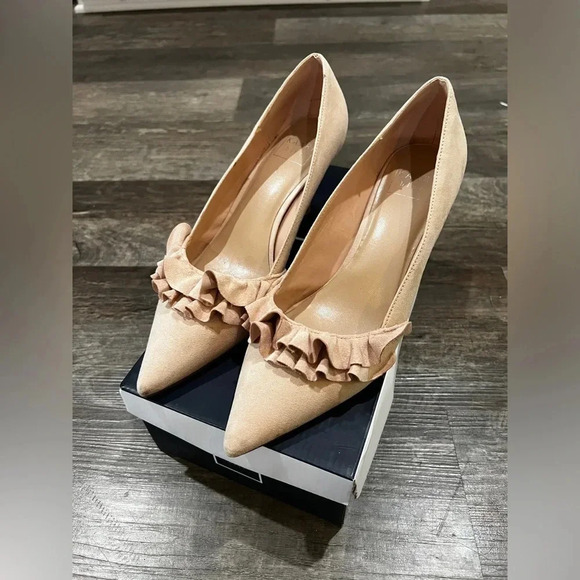 FINAL PRICE Kaari Blue Heels with Box - Picture 1 of 8
